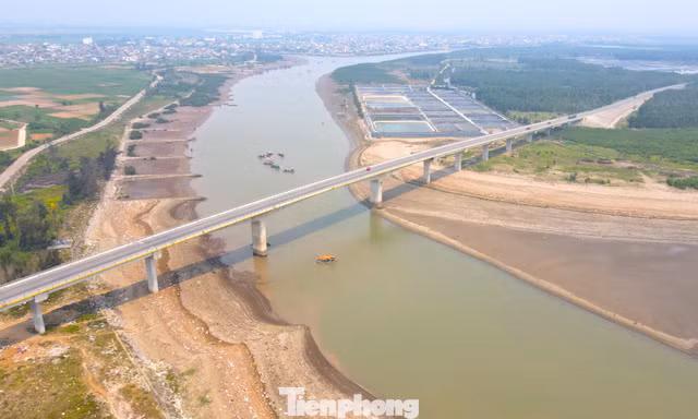 Những cây cầu 'khủng' trên tuyến đường ven biển nghìn tỷ