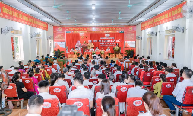 Nghệ An chỉ đạo dừng mua quà tặng tại Đại hội Đảng bộ xã, phường mới