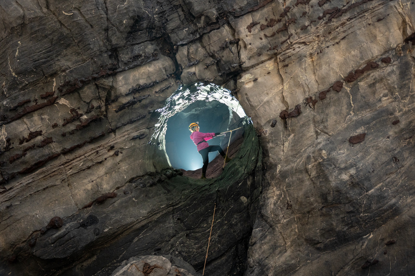 2-large-round-scholar-cave-named-Ho-James-Bond-unique-check-in-spot-inside-the-cave.jpg