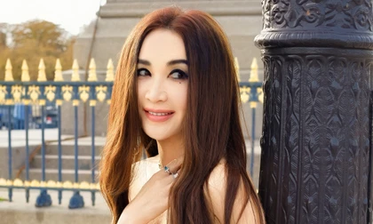 Nữ thần không tuổi đang lừa dối khán giả