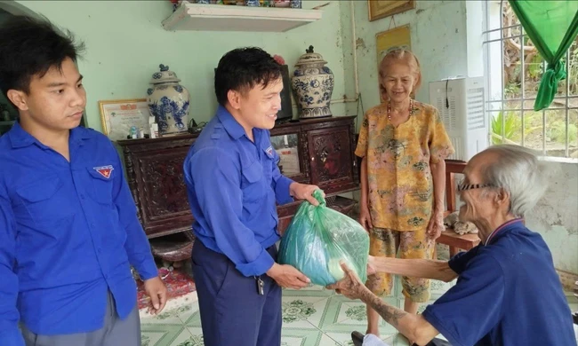 Tri ân gia đình liệt sĩ nơi vùng cao Đà Nẵng