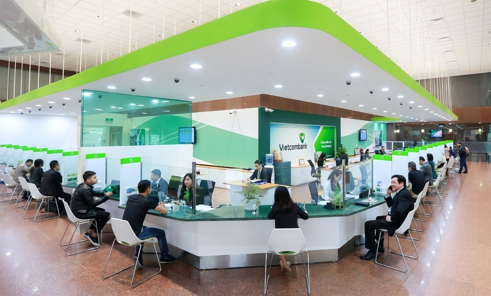 Giao dịch tại Vietcombank.