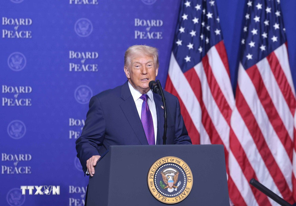 Tổng thống Hoa Kỳ Donald Trump - Chủ tịch Sáng lập Hội đồng Hòa bình về Gaza phát biểu tại Phiên khai mạc Hội đồng Hòa bình về Gaza. Ảnh: Thống Nhất/TTXVN.