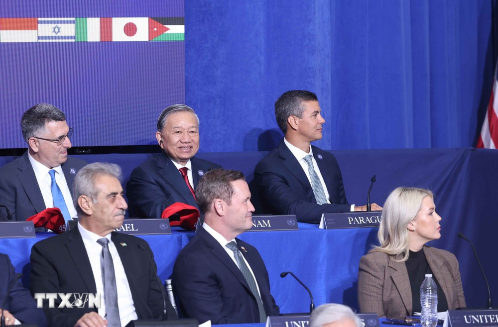 Tổng Bí thư Tô Lâm và các đại biểu dự Phiên khai mạc Hội đồng Hoà bình về Gaza. Ảnh: Thống Nhất/TTXVN.