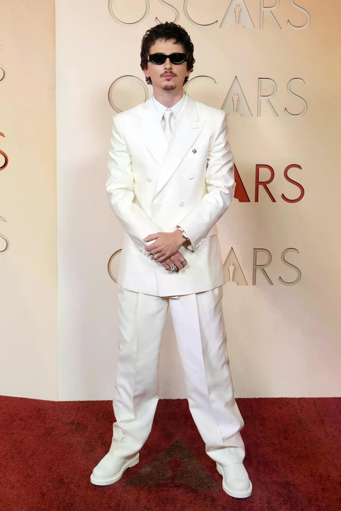 timothee-chalamet-arrives-oscars-sunday-123678901-dbf7e7.jpg