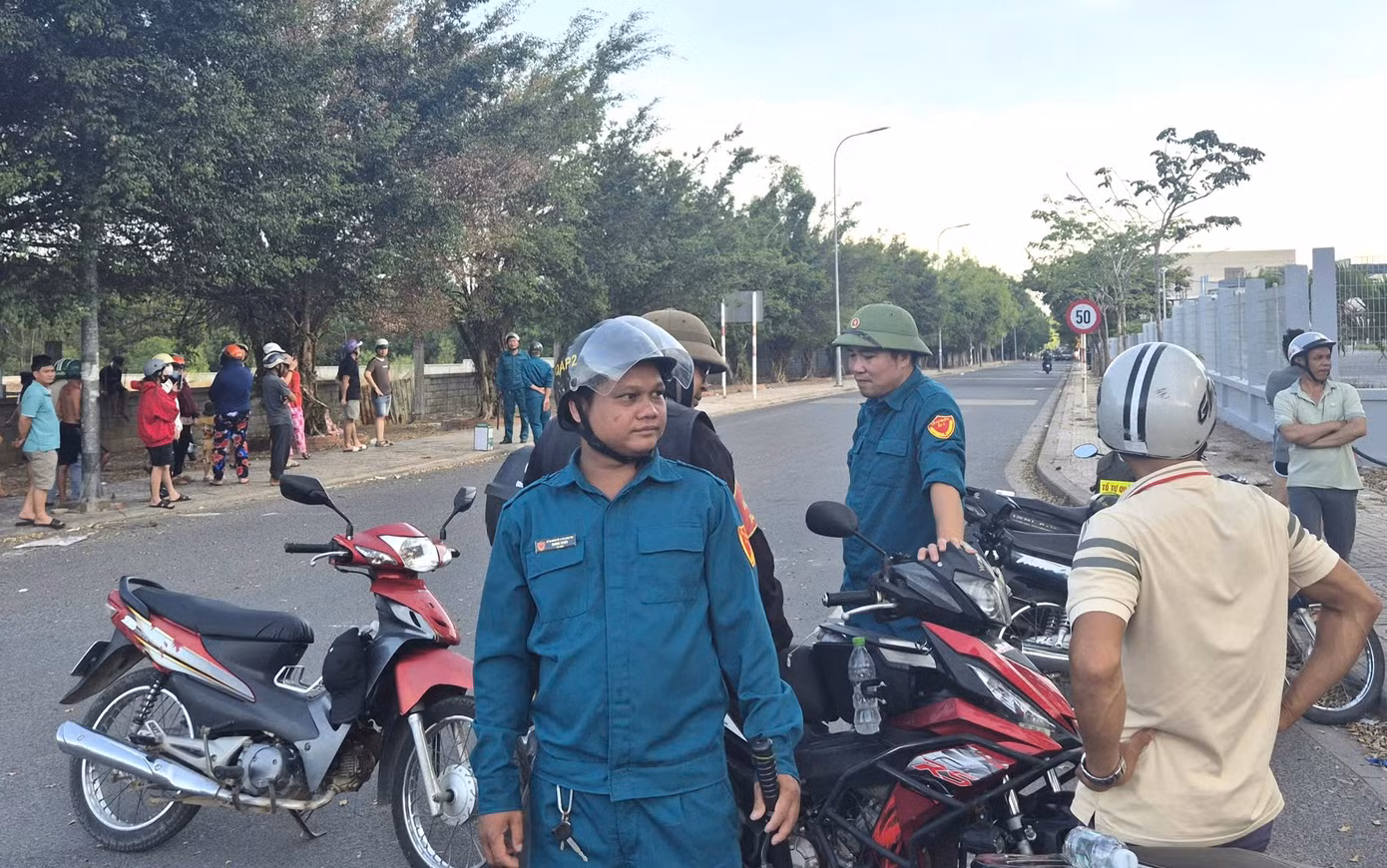 z7810763919107-dfe2acd4df771bb5e3460a35d2e0a1d3.jpg