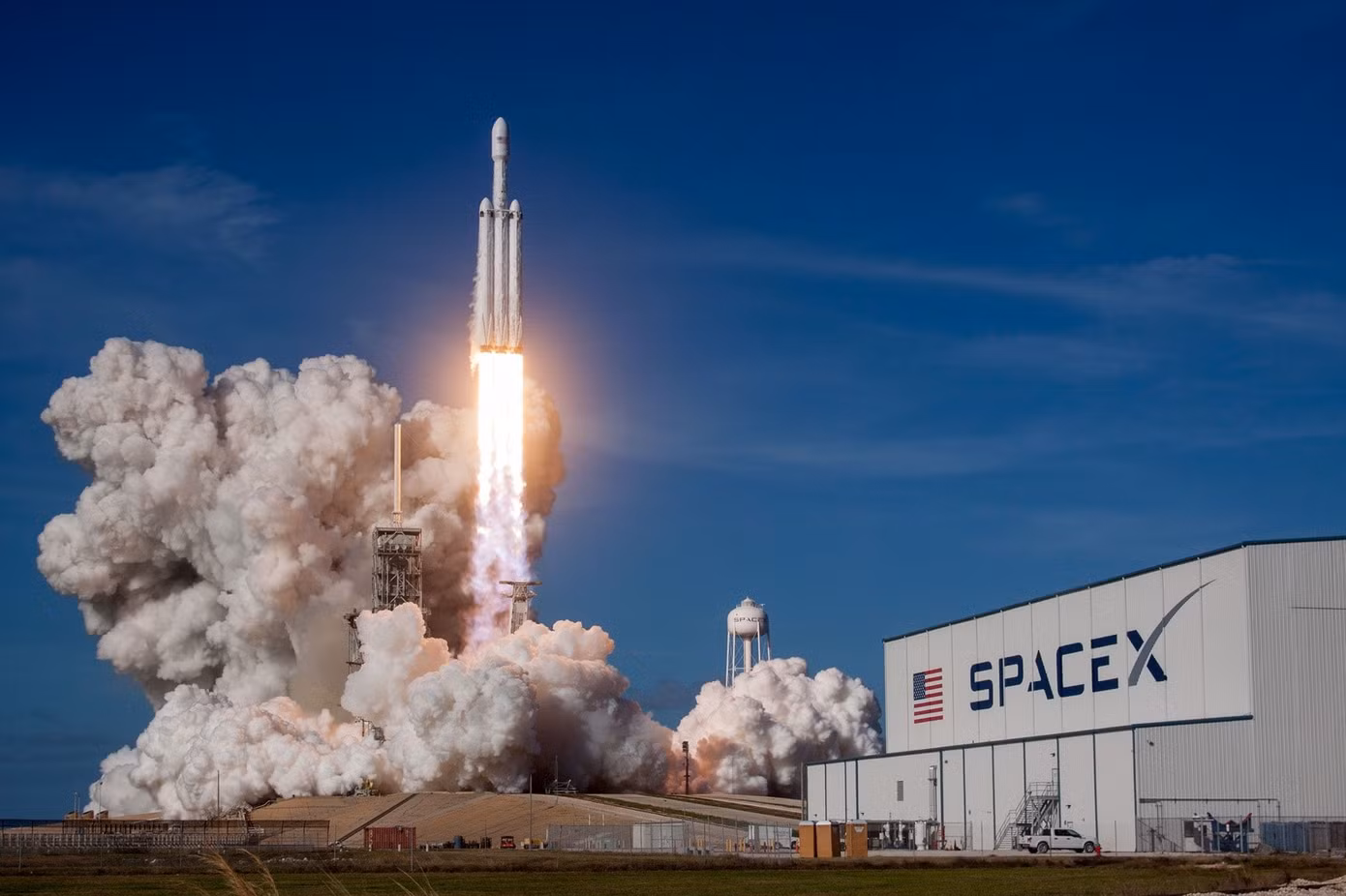 spacex-78456159172864640450969.jpg