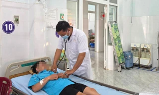  Cục An toàn thực phẩm chỉ đạo 'khẩn' vụ 61 người bị tiêu chảy sau khi ăn bánh mì