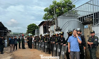 Nóng: Hàng trăm cán bộ, công an truy bắt nghi phạm sát hại 4 người trong đêm