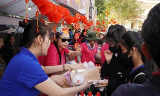 Chợ 0 đồng mang Tết ấm đến hơn 4.000 người dân Đắk Lắk