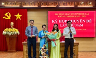 Bà Phúc Bình Niê Kdăm giữ chức Phó Chủ tịch HĐND tỉnh Đắk Lắk