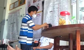 Cơ sở của ông Hưng thực hiện "chữa bệnh" trá hình.