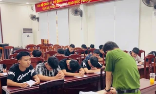 20 đối tượng mang kiếm, bịt mặt tìm đánh nhau gây náo loạn ở Gia Lai 