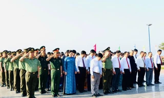 Tưởng nhớ các anh hùng liệt sĩ, đồng bào anh dũng hy sinh tại Núi Bà 