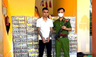 Vận chuyển hơn 3 tạ pháo từ biên giới về bán kiếm lời