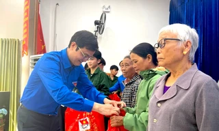 Trung ương Đoàn tặng nhiều phần quà ý nghĩa cho người dân xã Phú Thiện