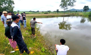 Gia Lai: 2 em nhỏ đuối nước thương tâm