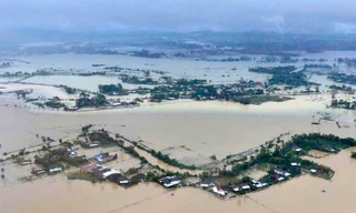 Tang thương ở rốn lũ Hòa Thịnh, cảnh báo xả lũ có kịp thời? 