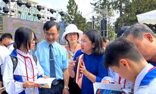 Khơi dậy niềm đam mê đọc sách tại Gia Lai