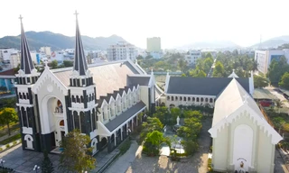 Chiêm ngưỡng nhà thờ tuyệt đẹp ở Nha Trang 