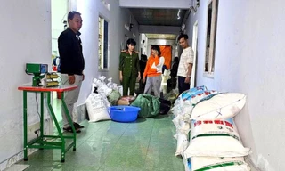 Mua phụ gia thực phẩm từ Trung Quốc rồi 'hô biến' thành hạt nêm Knorr, A-One