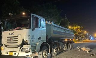 Va chạm với xe bồn, người đàn ông đi xe máy tử vong