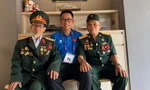 Người đàn ông thầm lặng bên những cựu chiến binh giữa Đại lễ A80