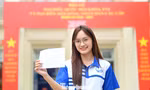 Nữ sinh viên lần đầu đi bầu cử đúng ngày sinh nhật