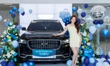 Chi Pu rạng rỡ trong lễ bàn giao Geely Monjaro, SUV bán chạy nhất Trung Quốc 