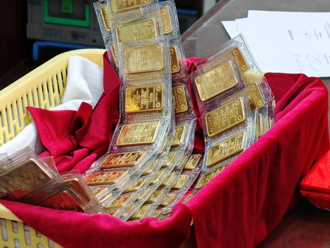 Giá vàng SJC thấp nhất hơn 1 tháng qua