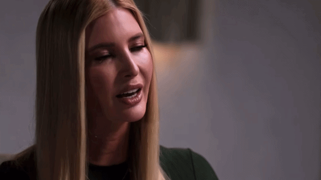 Ivanka Trump khóc trước loạt cú sốc