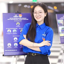 Không chỉ học giỏi, Hạnh Nhung còn là một cán bộ Đoàn năng nổ và luôn tích cực tham gia các hoạt động phong trào sinh viên và công tác của Đoàn. Ảnh: NVCC