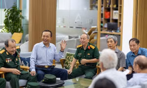 Những người lính Bách khoa về thăm trường: Hồi ức một thời hoa lửa