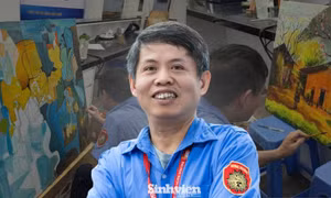 Chuyện chú bảo vệ vẽ tranh tặng Đại học Bách khoa: Là kiến trúc sư nội thất gần 20 năm, vợ là Thạc sĩ khoa học