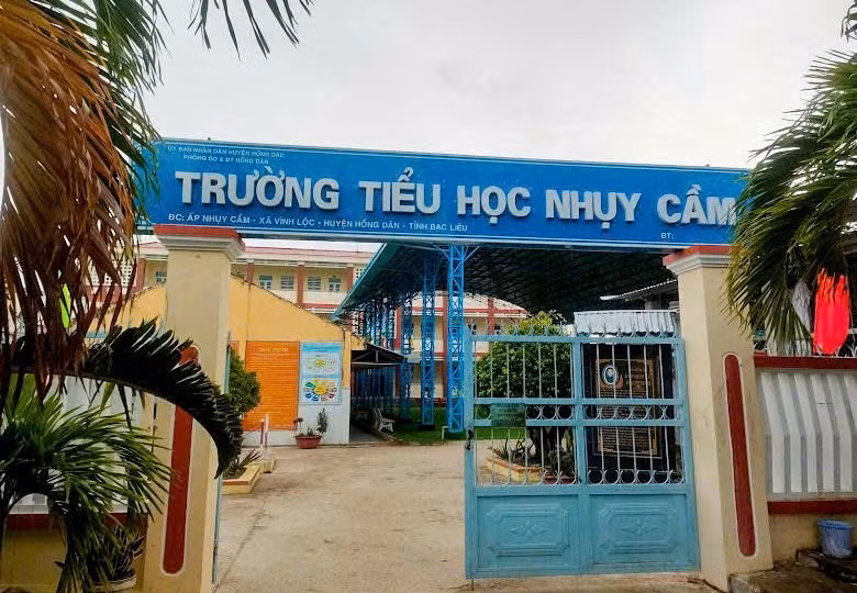 Cà Mau nêu lý do không thể làm rõ vụ 63 học sinh ngộ độc sau bữa ăn miễn phí