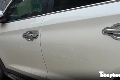 Hà Nội: Chủ ô tô đỗ gần UBND phường Láng bị gọi điện đe dọa, cào xước nham nhở thân xe
