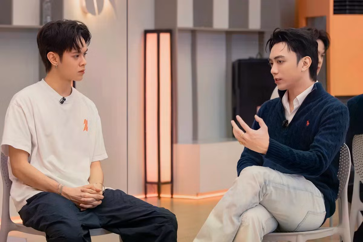 nsx-toan-nang-soobin-chia-se-voi-duy-lan-ve-ap-luc-tam-ly-khi-lam-leader-trong-cong-dien-kho-khan-nay-70846521154640869721024.png