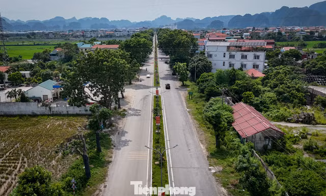 Ninh Bình yêu cầu khẩn trương tháo gỡ 'điểm nghẽn' cho 4 dự án giao thông trọng điểm 
