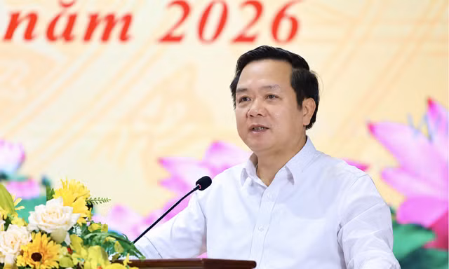 Bí thư Tỉnh ủy Hưng Yên Phạm Quang Ngọc đối thoại với nhân dân 11 xã