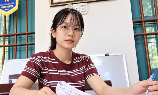 Những chàng trai cô gái đôi mươi làm trưởng thôn ở Ninh Bình