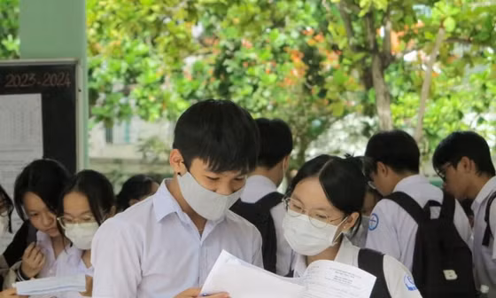 Đà Nẵng: Điểm chuẩn lớp 10 tăng mạnh, THPT Phan Châu Trinh chạm mốc 35,5 điểm