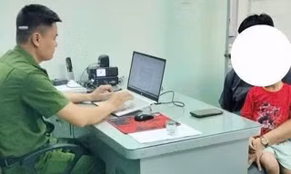 Công an vào cuộc vụ cha đánh con bằng dép gây phẫn nộ