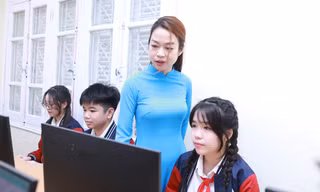 Một giờ học của học sinh Hà Nội Ảnh: NTCC