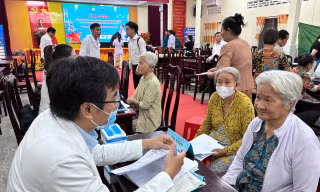 Cần Thơ bắt đầu khám sức khỏe miễn phí cho người dân