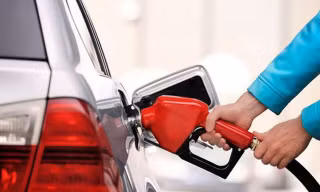 Giá xăng dầu tăng mạnh, công an khuyến cáo 'nóng'