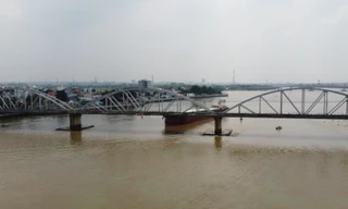 Thông tin mới nhất vụ sà lan đâm hỏng cầu Ghềnh ở Đồng Nai