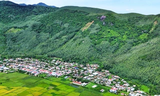 Người dân vụ sạt lở kinh hoàng ở chân Núi Cấm vẫn 'sống trong sợ hãi'!