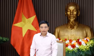 Khẩn trương vận hành Trung tâm Tài chính quốc tế TPHCM, Đà Nẵng