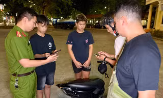Phát hiện các nhóm thanh thiếu niên livestream cổ vũ đua xe trái phép