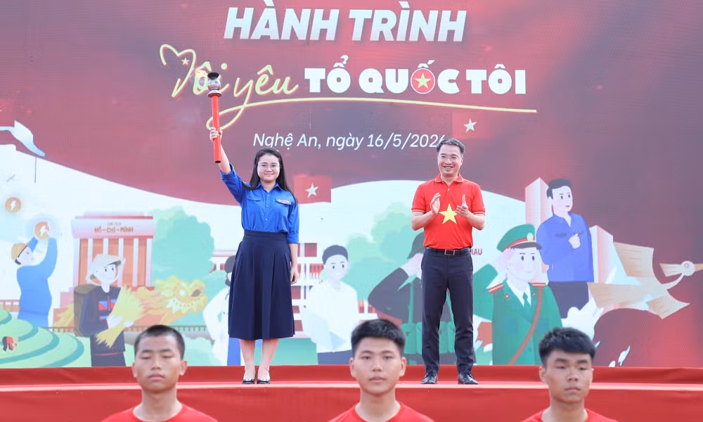 Khởi động hành trình ‘Tôi yêu Tổ quốc tôi’ từ quê hương Bác